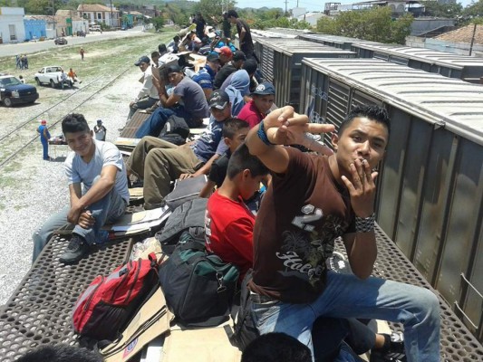 Hondureños varados en Veracruz por amenazas del crimen organizado