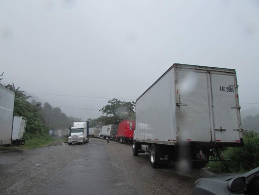 Impera el caos en aduana frontera con Nicaragua