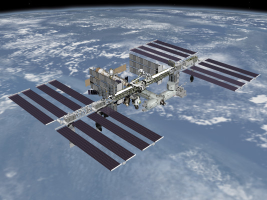 Astronautas de ISS realizan salida espacial en víspera de Navidad
