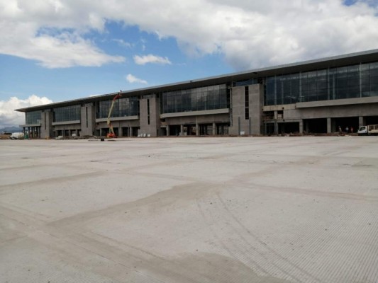 Construcción del Aeropuerto de Palmerola está avanzada un 60%