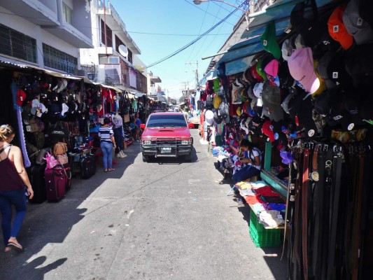 Crisis económica obliga a cerrar más de 50 negocios en La Ceiba