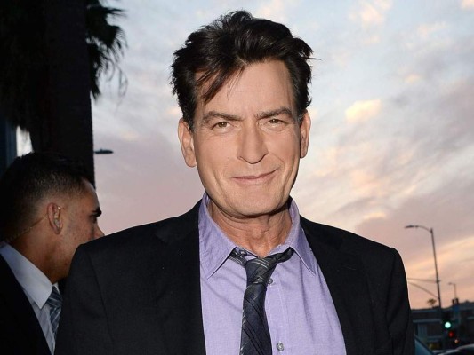 Charlie Sheen no se arrepiente de los sobornos