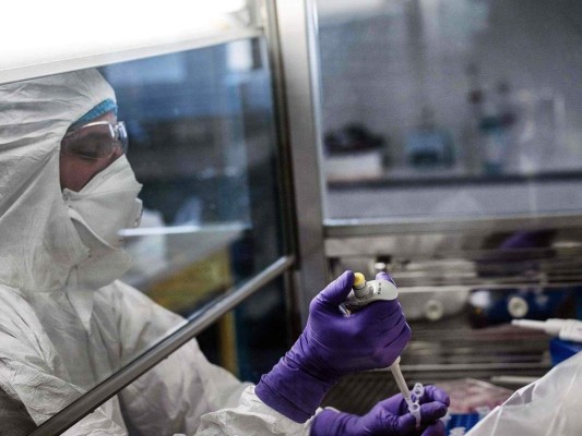 Se acelera carrera por vacuna contra coronavirus con 8 ensayos clínicos