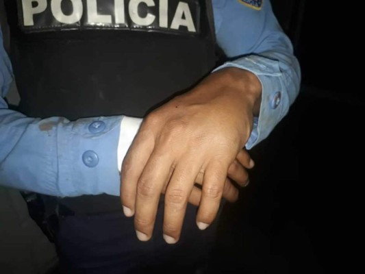 Lo capturan tras atentar contra la vida de un agente policial en Baracoa, Cortés