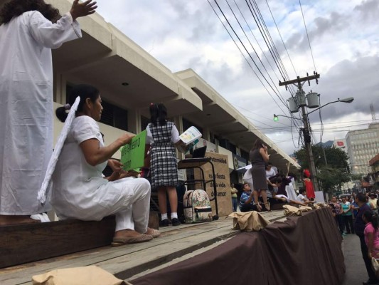 Sampedranos reviven la pasión y muerte de Jesús