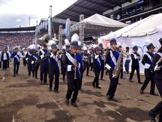 Decomisarán mensajes ofensivos en estadios de Honduras  
