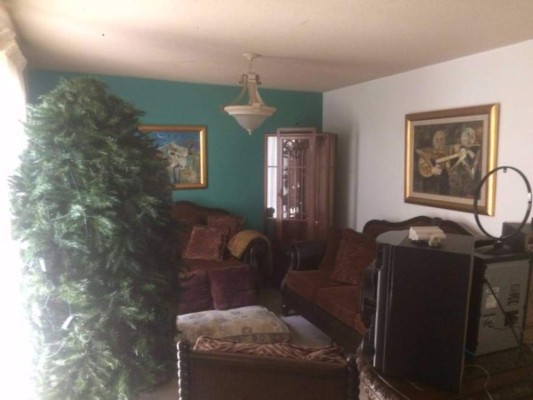 Aseguran lujoso condominio a Benjamín Bográn