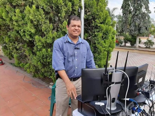 Muere por covid-19 el comunicador hondureño Gustavo Lagos