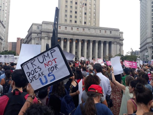 Alcaldes de Nueva York y Miami piden renovar TPS