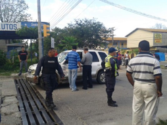 Un muerto y un herido de gravedad en accidente de tránsito en San Pedro Sula