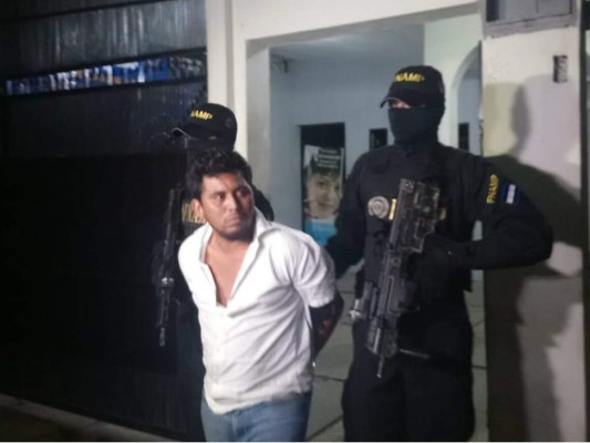 Capturan a taxista, presunto marero por extorsión en El Progreso