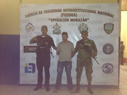Lo capturan por portación ilegal de armas en Lepaera, Lempira
