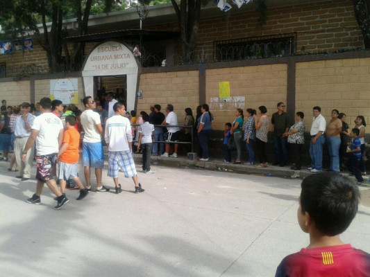 En Facebook y Twitter también se viven las elecciones de Honduras