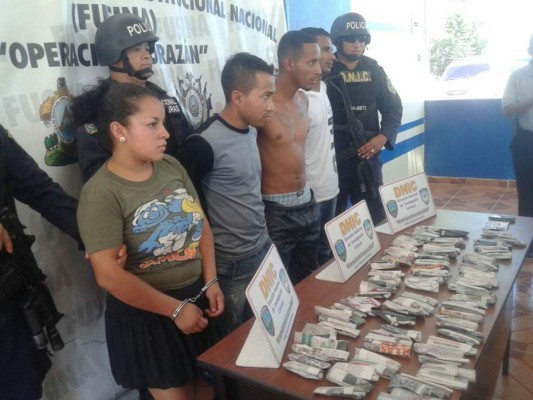 Capturan a pandilleros con carro robado en San Pedro Sula