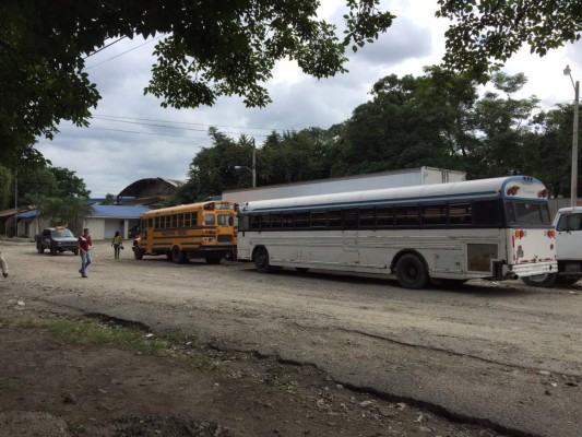 Decomisan buses interurbanos por aumentos a pasaje