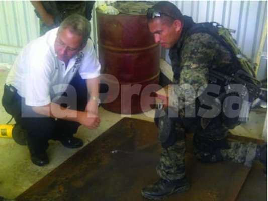 Operativo Naval incauta droga y armas en Roatán, Honduras