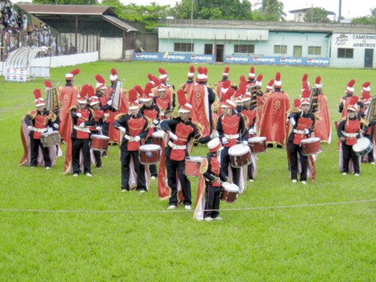 Deleite con bandas estudiantiles