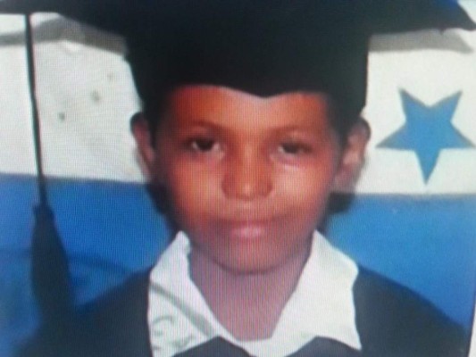 Familias de los 4 desaparecidos en Roatán no pierden las esperanzas