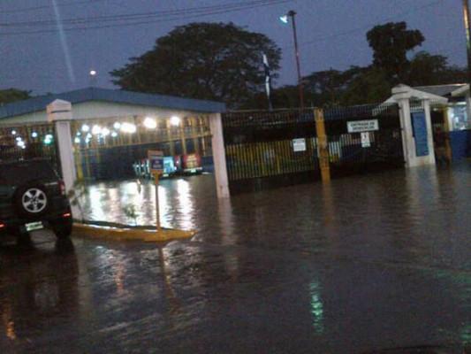 Calles que se inundan y debes evitar en San Pedro Sula cuando llueve
