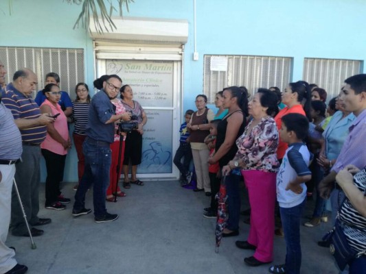 Con una herida en el cuello aparece vivo el padre German