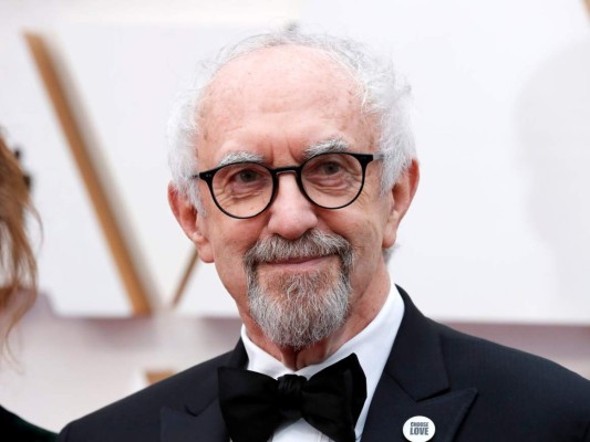 Jonathan Pryce se une al reparto de 'The Crown'