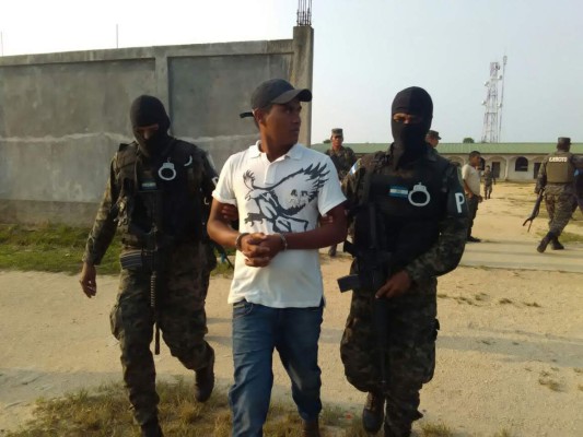 Detienen a hombre vinculado con masacre en Brus Laguna