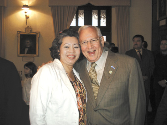 El mandatario recibe el cariño de los sampedranos