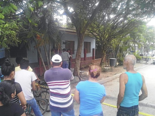 Matan a taxista en su casa en en El Progreso