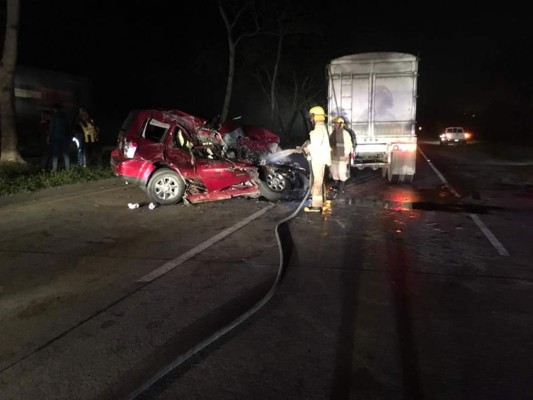 Trágico accidente deja dos personas muertas en Choloma, Cortés