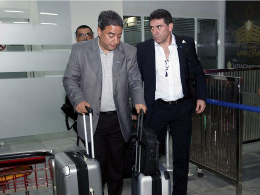 Luis Suárez viajó a Brasil