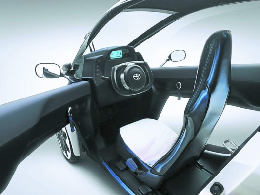 Toyota y su monoplaza de tres ruedas