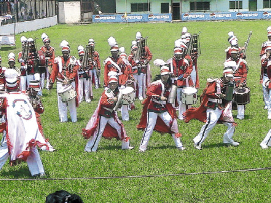 Deleite con bandas estudiantiles