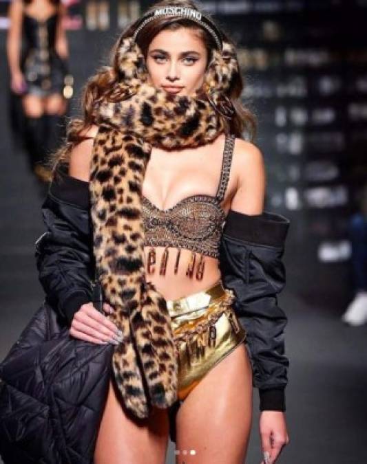 Este año será el quinto desfile de Taylor , pero eso no significa que bajará la guardia.<br/>'Antes del Victoria Secrets Fashion Show, hago todo tipo de preparativos. Por lo general, comienzo aproximadamente un mes antes y elimino todos los lácteos de mi dieta ', explicó la joven.<br/><br/>