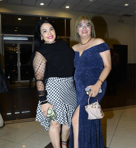 Paolandrea Mejía y Cindy Pineda
