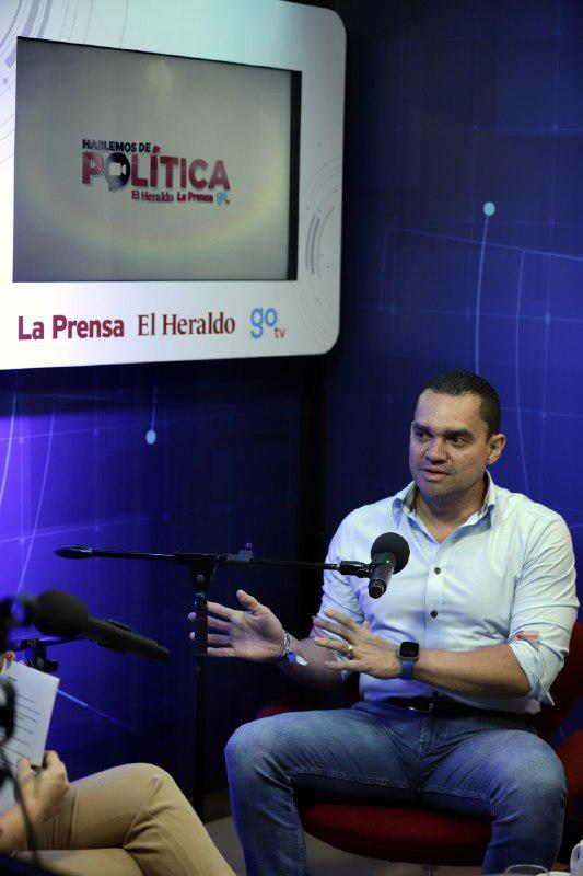 Zambrano a Ochoa: Estate quieto, sos la figura con que se puede estrenar el juicio político