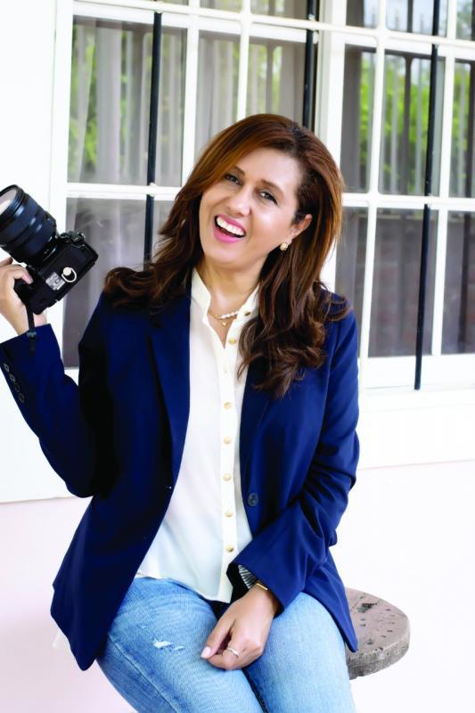 Nombre: Dunia Osorio, fotógrafa profesionalOrigen: CholutecaOrganización: Vidas más Brillantes“Al ver la necesidad de un trabajo enérgico y sin fines de lucro en esta área formamos nuestra organización”, afirma.