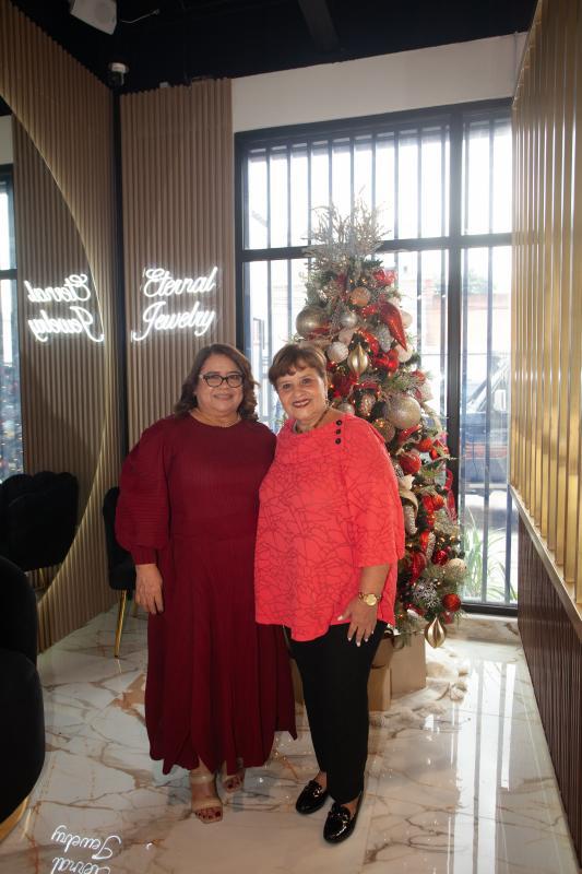 Yolanda Guevara y Xiomara Martinez