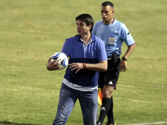 Aficionados del Motagua pidieron la cabeza de Diego Vásquez