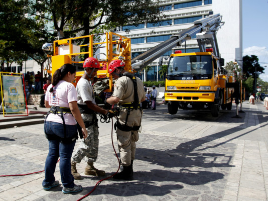 Bomberos buscan voluntarios en San Pedro Sula