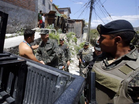Paralizan transporte en Las Torres debido a la extorsión
