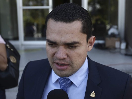 En enero aprobarán ley de protección a periodistas