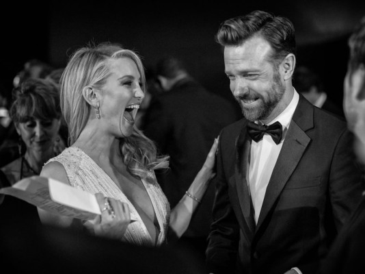 Kate Hudson junto a Jason Sudeikis.