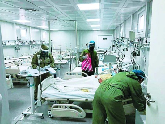 Hospital móvil no tiene más cupos para atender pacientes con covid-19