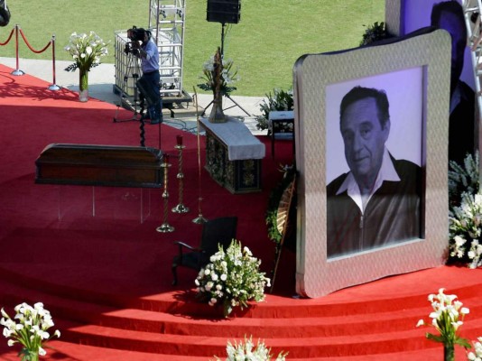 Fallece el legendario comediante mexicano Chespirito