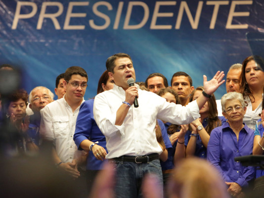 Juan Orlando Hernández sostiene ventaja en resultados de elecciones en Honduras