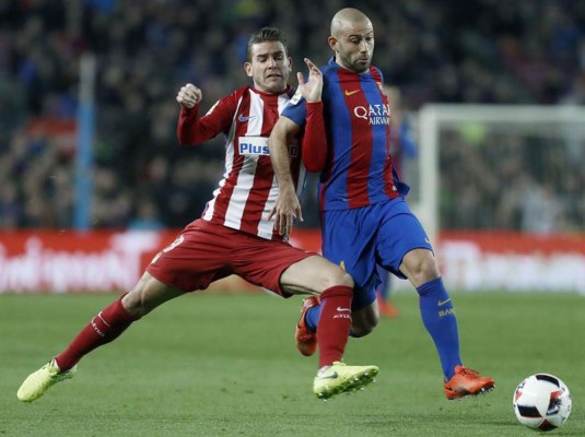 Javier Mascherano sufre grave lesión&nbsp;