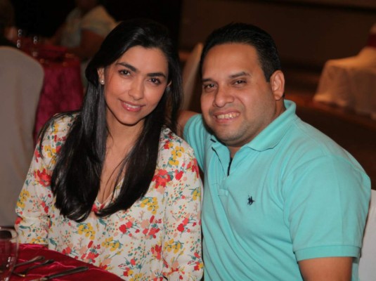 Dicha por los 83 años de la dama Julia Larach