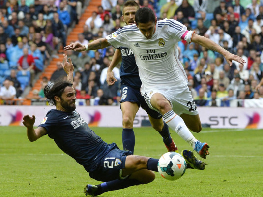 Real Madrid supera al Málaga y toma ritmo a una semana del clásico