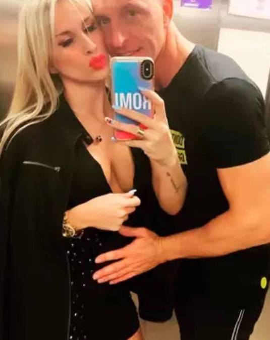 Romina Ortega es la sensual esposa que tiene el árbitro argentino Néstor Pitana. 