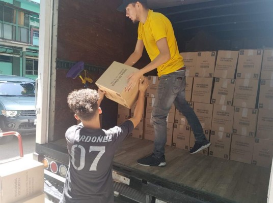 Abastecen con insumos quirúrgicos el Hospital Escuela